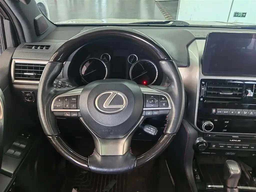 Lexus GX 2023 — фото 4