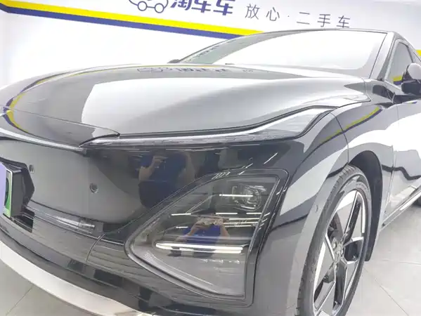 Wuling Starlight 2025