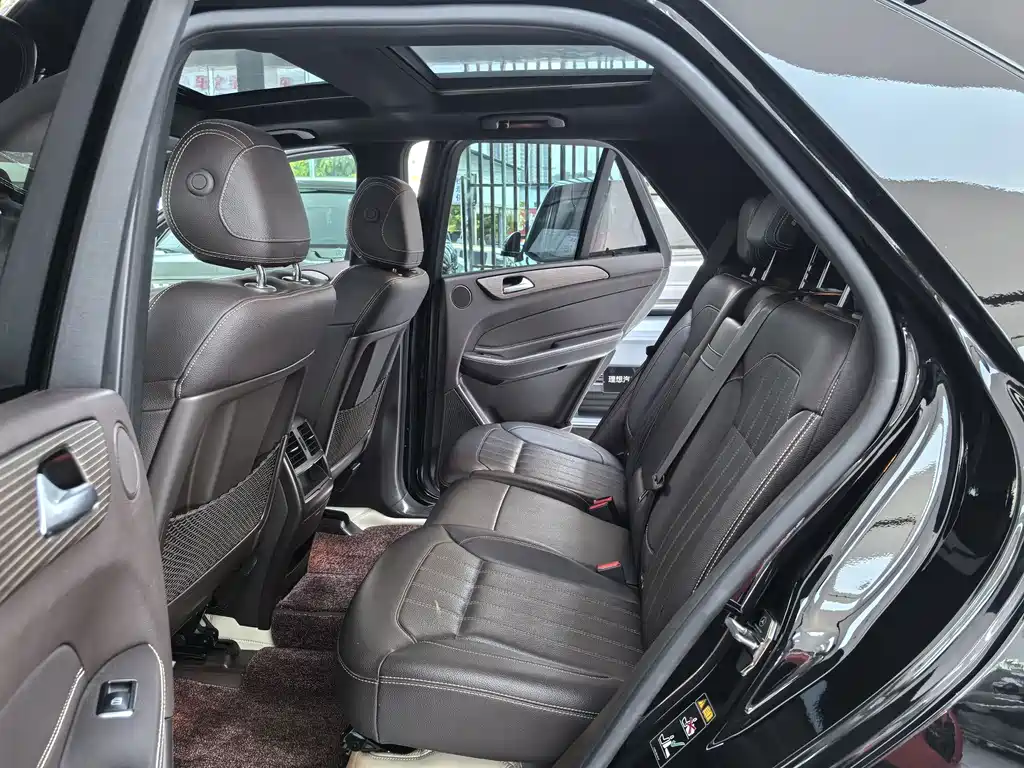 Mercedes-Benz GLE 2019 — фото 10