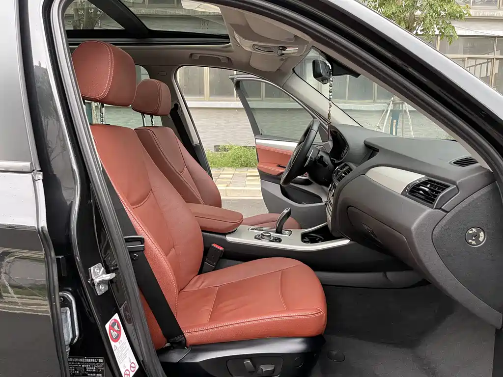 BMW X3 2012