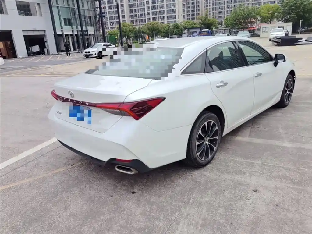 Toyota Avalon 2024 — фото 12
