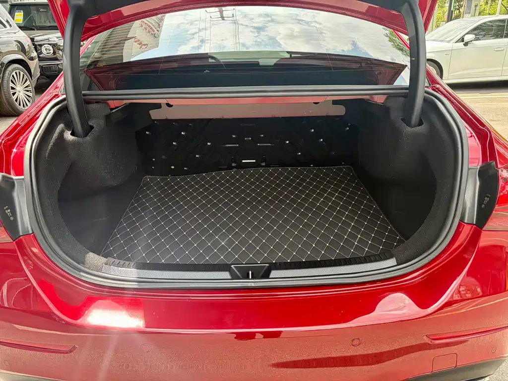 Mercedes-Benz A-Class 2023 — фото 10