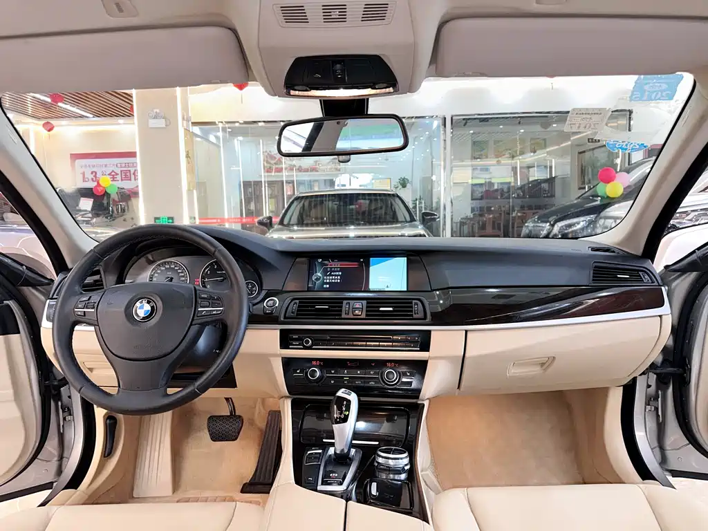 BMW 5 Series 2013 — фото 14