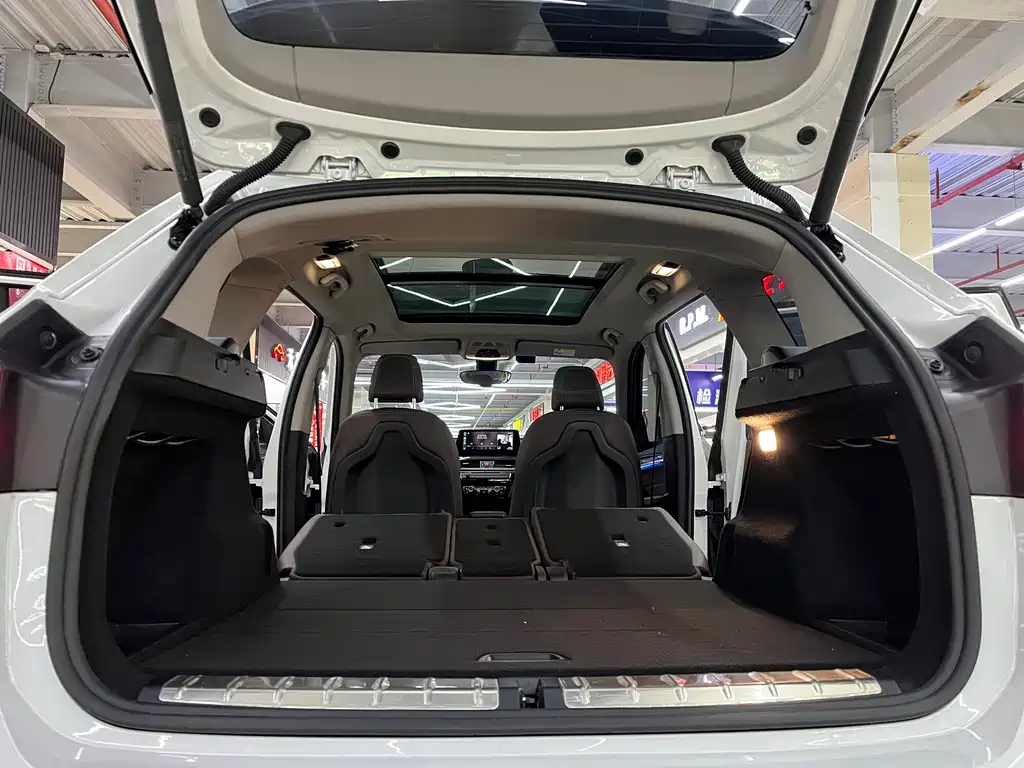 BMW X1 2021 — фото 12