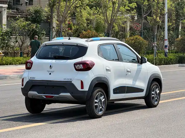 Renault Eno 2020