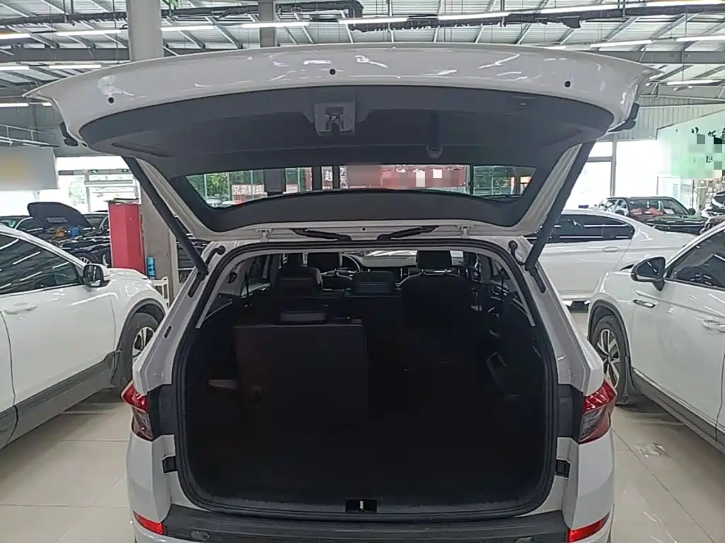 Skoda Kodiaq 2022 — фото 19