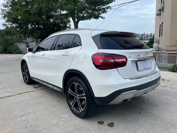 Mercedes-Benz GLA 2018