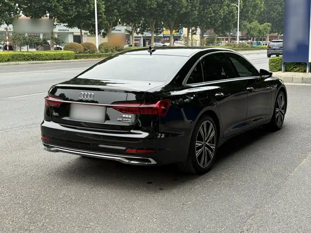 Audi A6L 2024 — фото 5