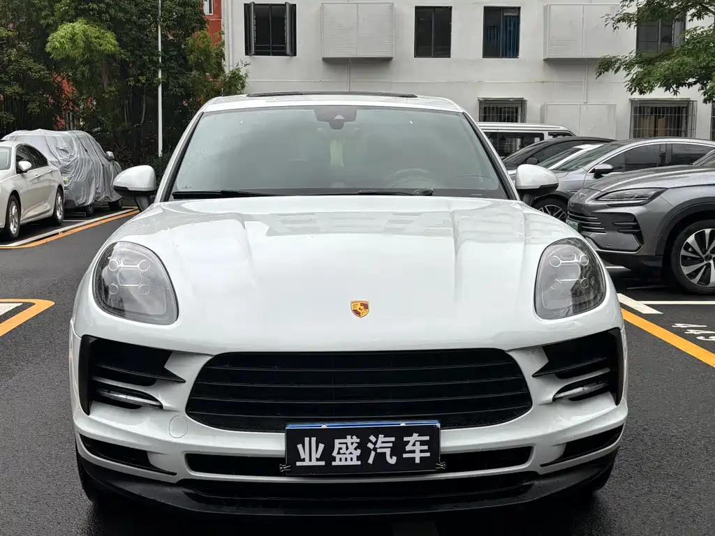 Porsche Macan 2021 — фото 2