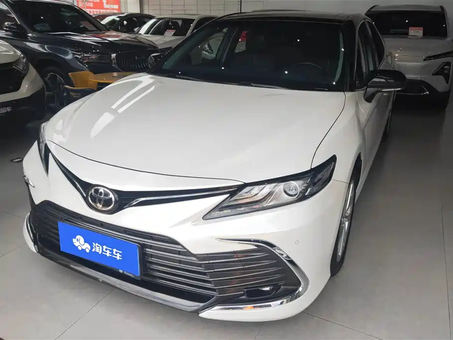 Toyota Camry 2022