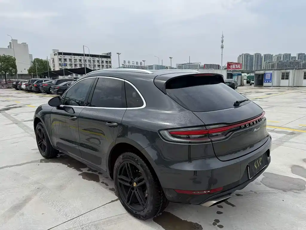 Porsche Macan 2021 — фото 9