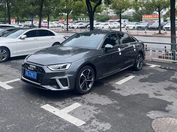 Audi A4L 2022