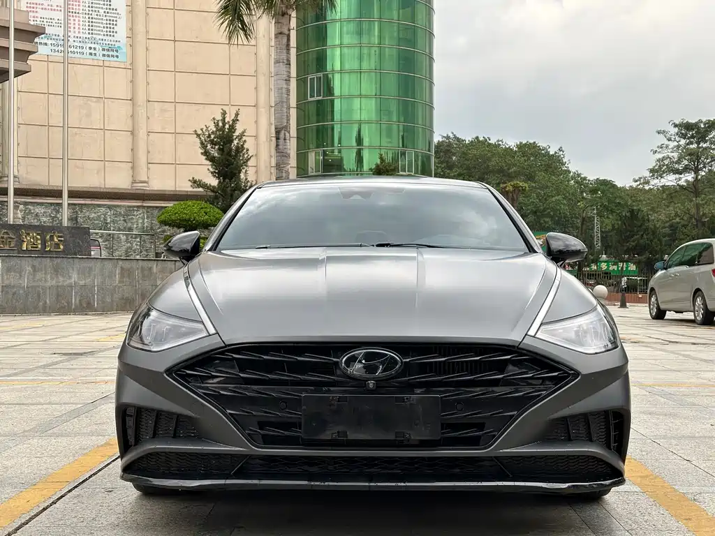 Hyundai Sonata 2022 — фото 2
