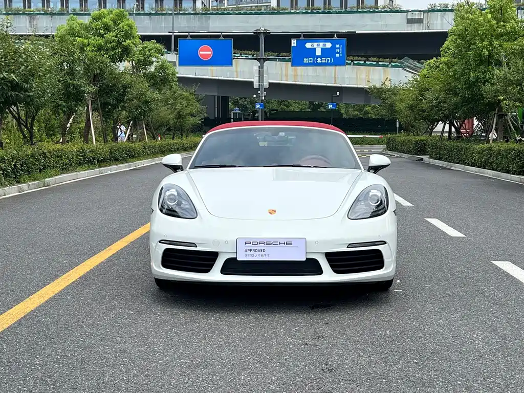 Porsche 718 2023 — фото 2