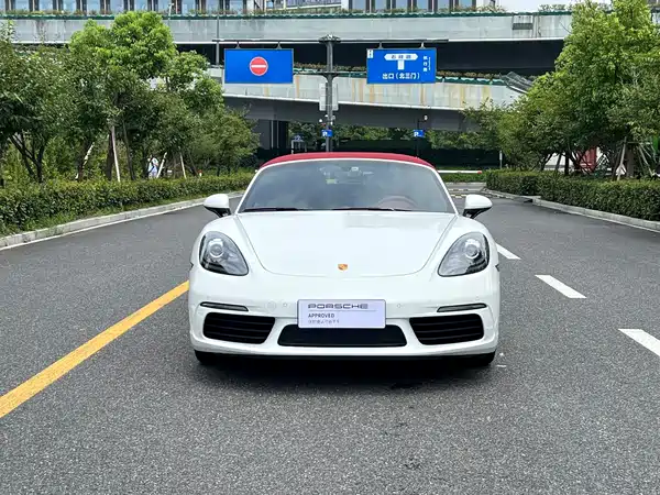 Porsche 718 2023