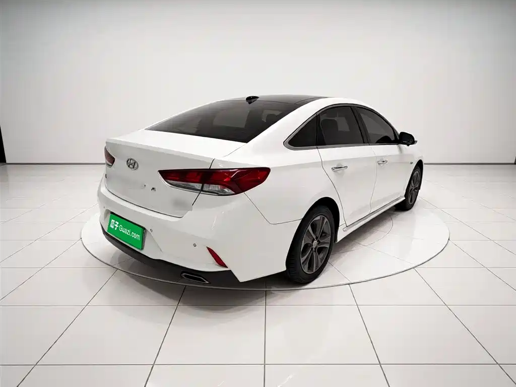 Hyundai Sonata PHEV 2020 — фото 4
