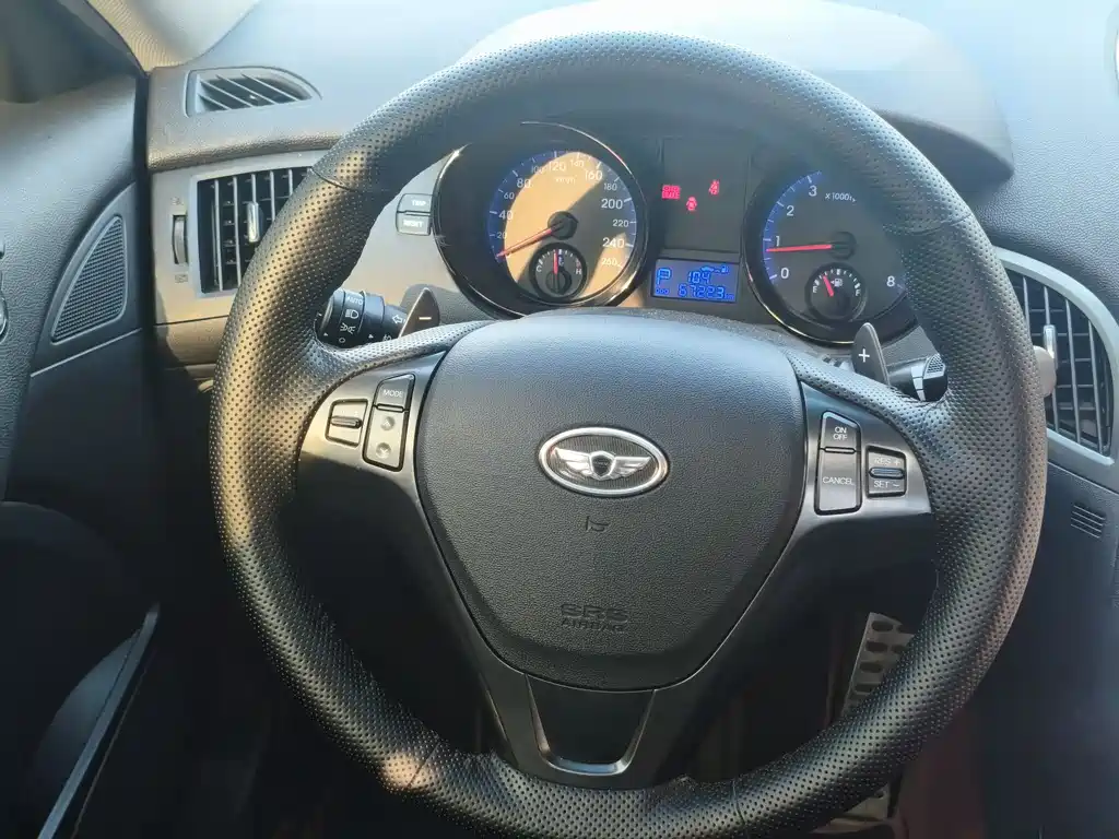 Hyundai Genesis Coupe 2012 — фото 14