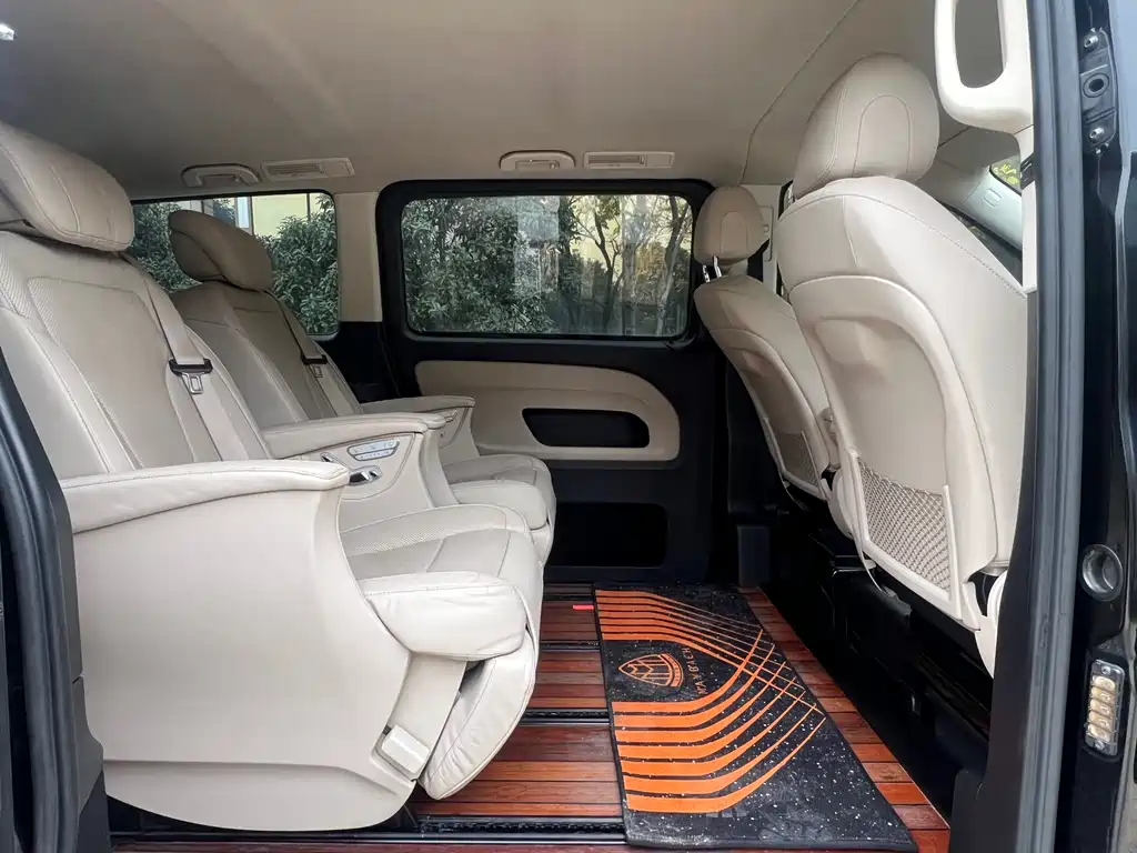Mercedes-Benz Vito 2018 — фото 22