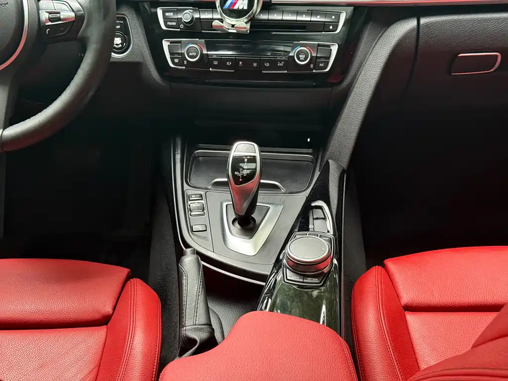 BMW 3 Series GT 2019 — фото 28