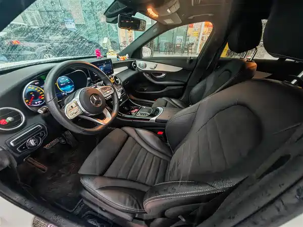 Mercedes-Benz C-Class 2021