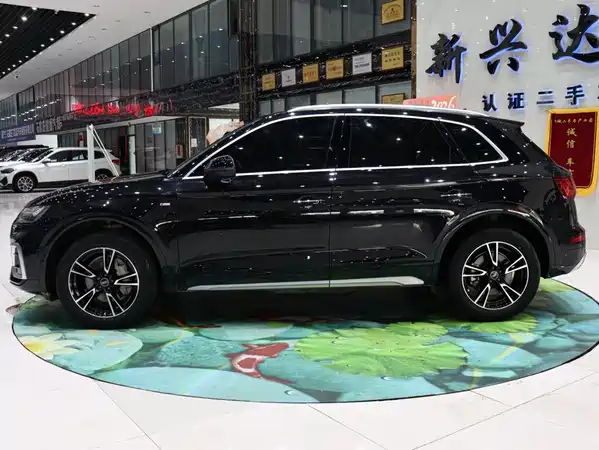 Audi Q5L 2022