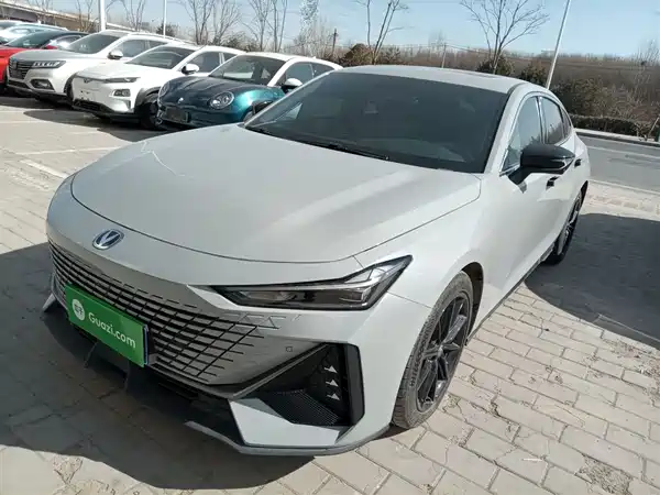 Changan UNI-V 2022
