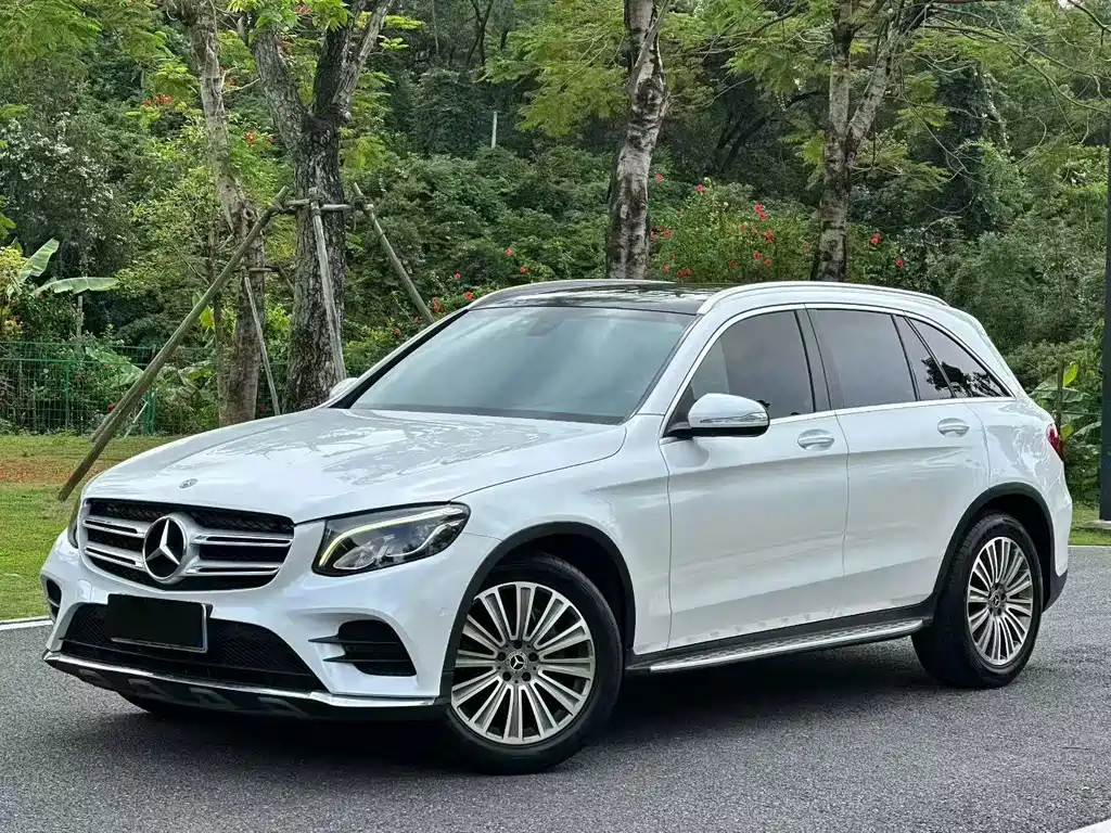 Mercedes-Benz GLC 2017 — фото 1