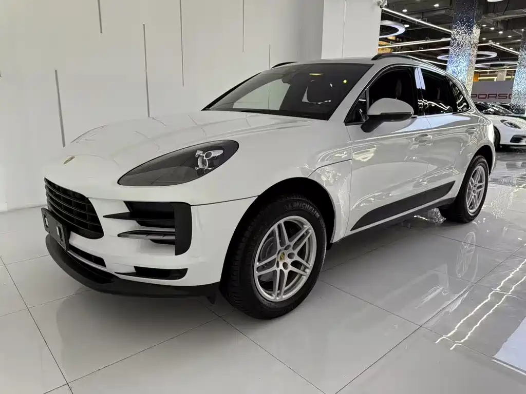 Porsche Macan 2021 — фото 1