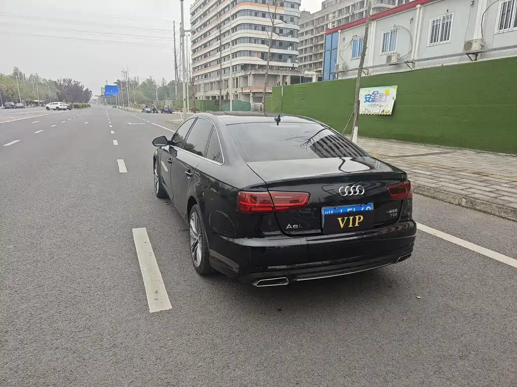 Audi A6L 2010