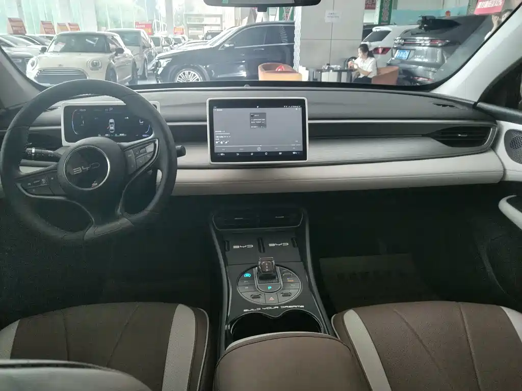 BYD Seal 05 DM-i 2025 — фото 7