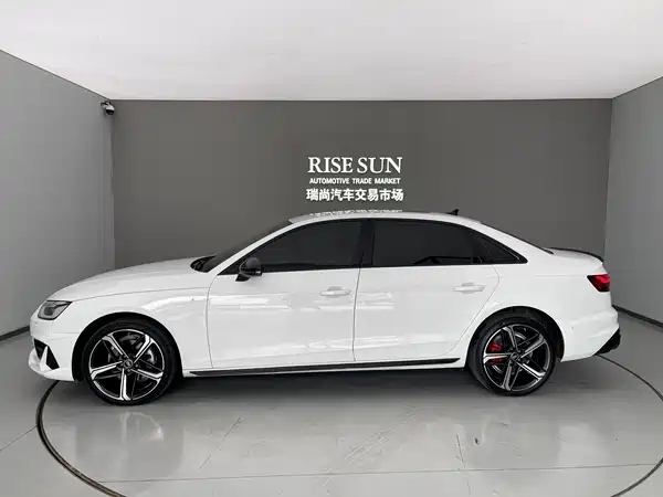 Audi A4L 2023