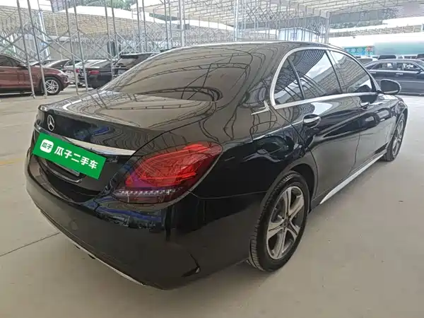 Mercedes-Benz C-Class 2021