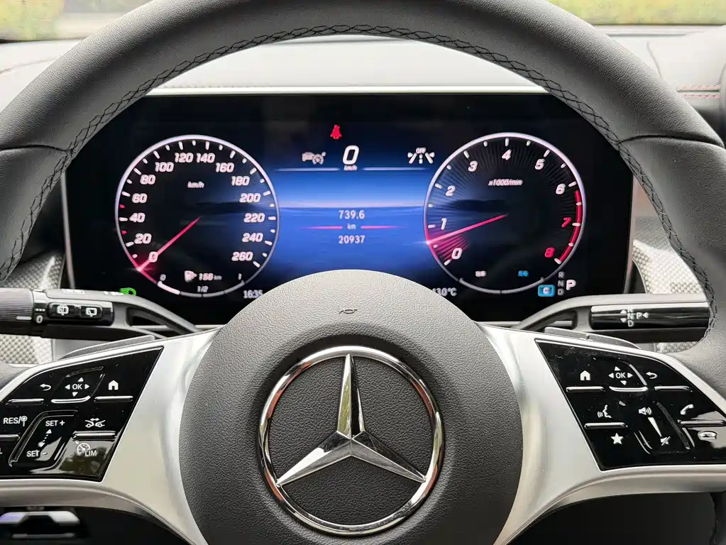 Mercedes-Benz GLC 2024 — фото 17