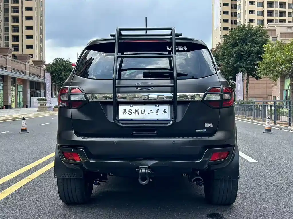 Ford Everest 2018 — фото 14