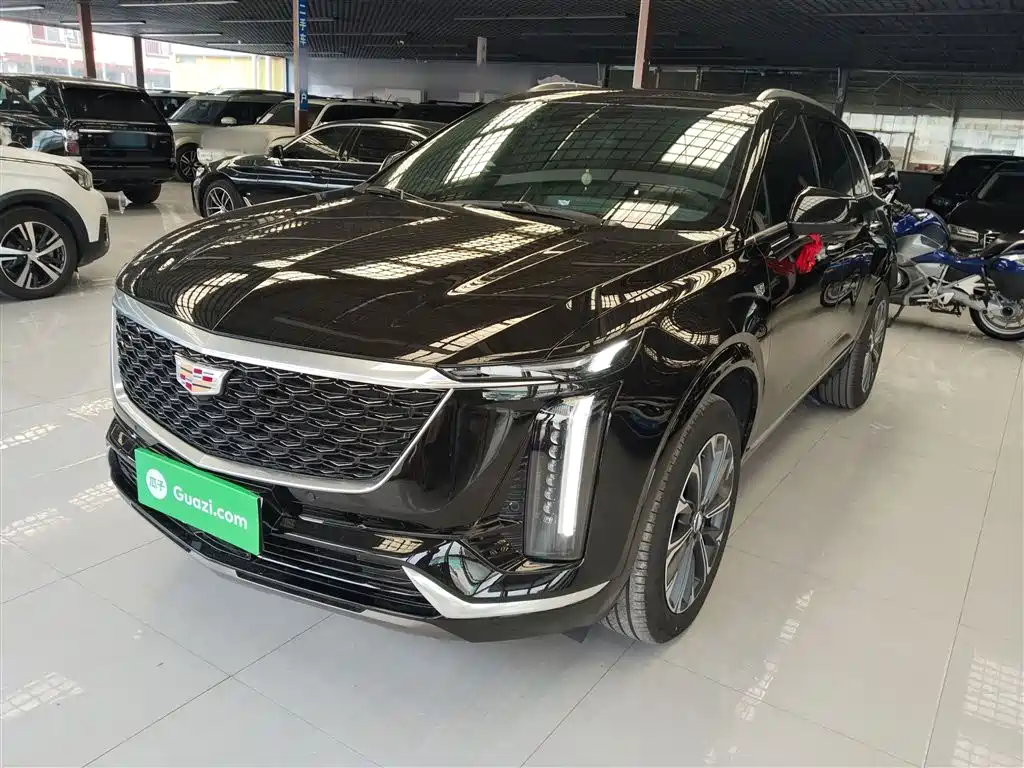 Cadillac XT5 2025 — фото 2