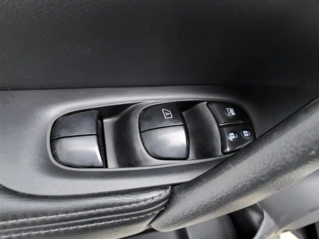 Nissan X-Trail 2014 — фото 9