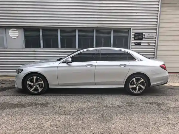 Mercedes-Benz E-Class 2018