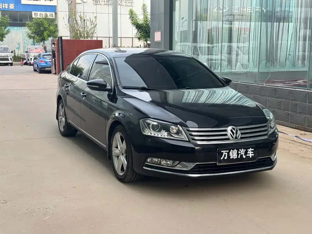 Volkswagen Magotan 2016