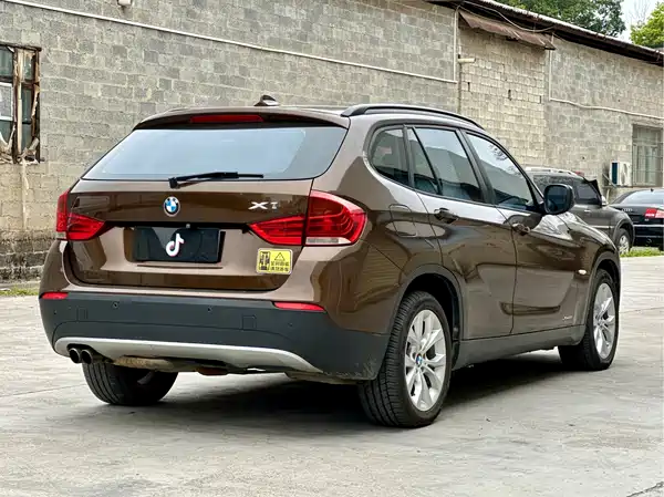 BMW X1 2012