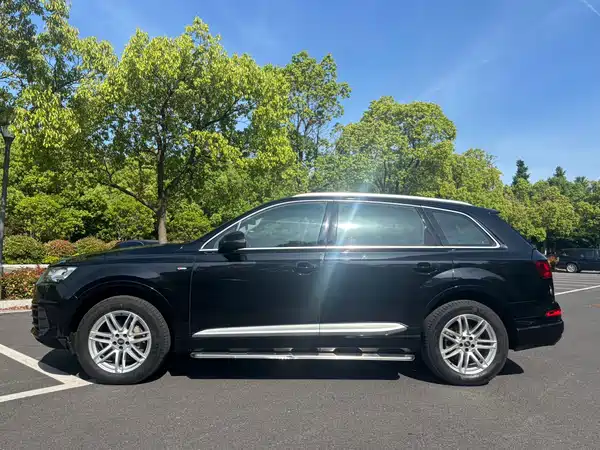 Audi Q7 2016