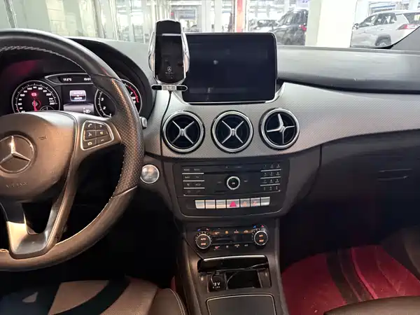 Mercedes-Benz B-Class 2017