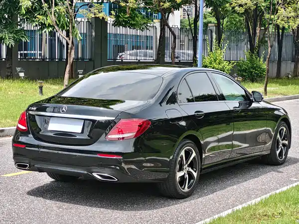 Mercedes-Benz E-Class 2018