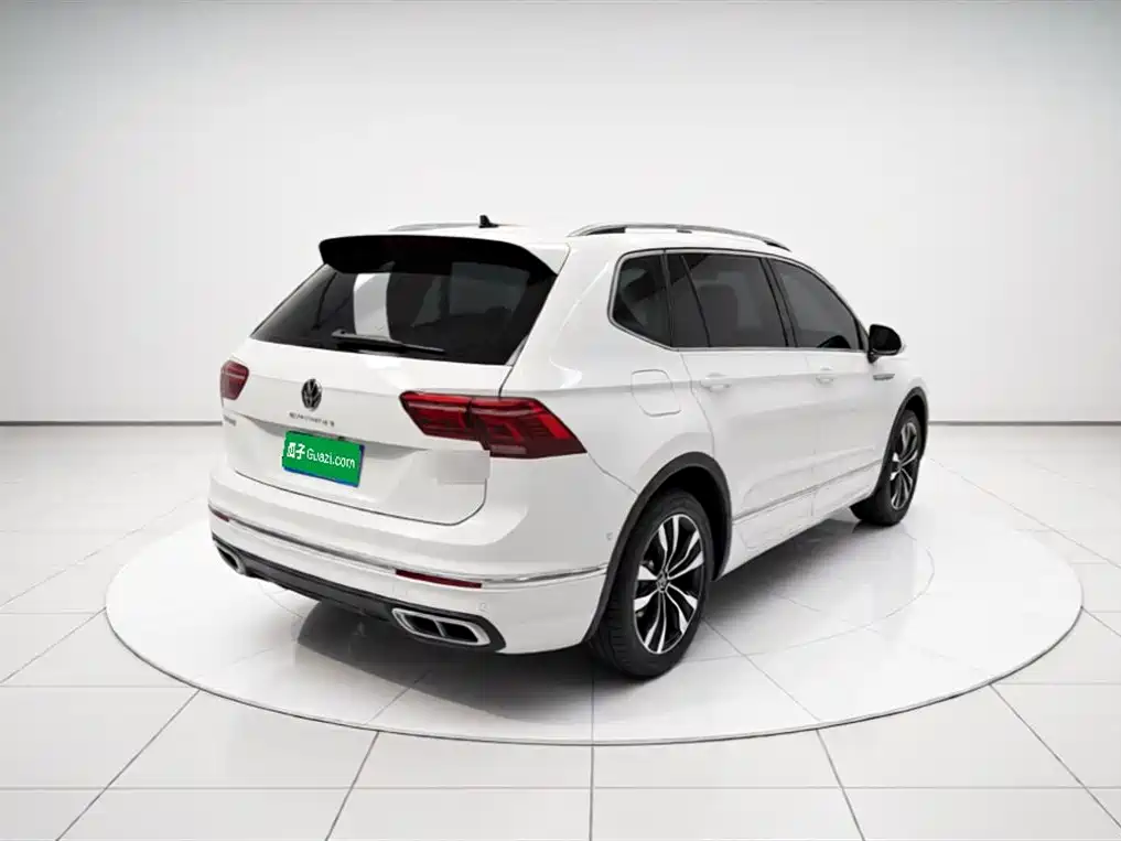 Volkswagen Tiguan L 2022 — фото 4