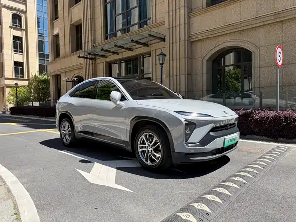 NIO EC6 2020