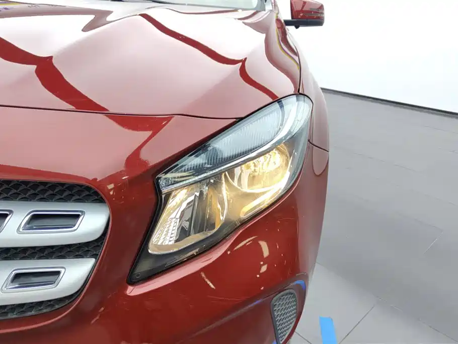 Mercedes-Benz GLA 2019