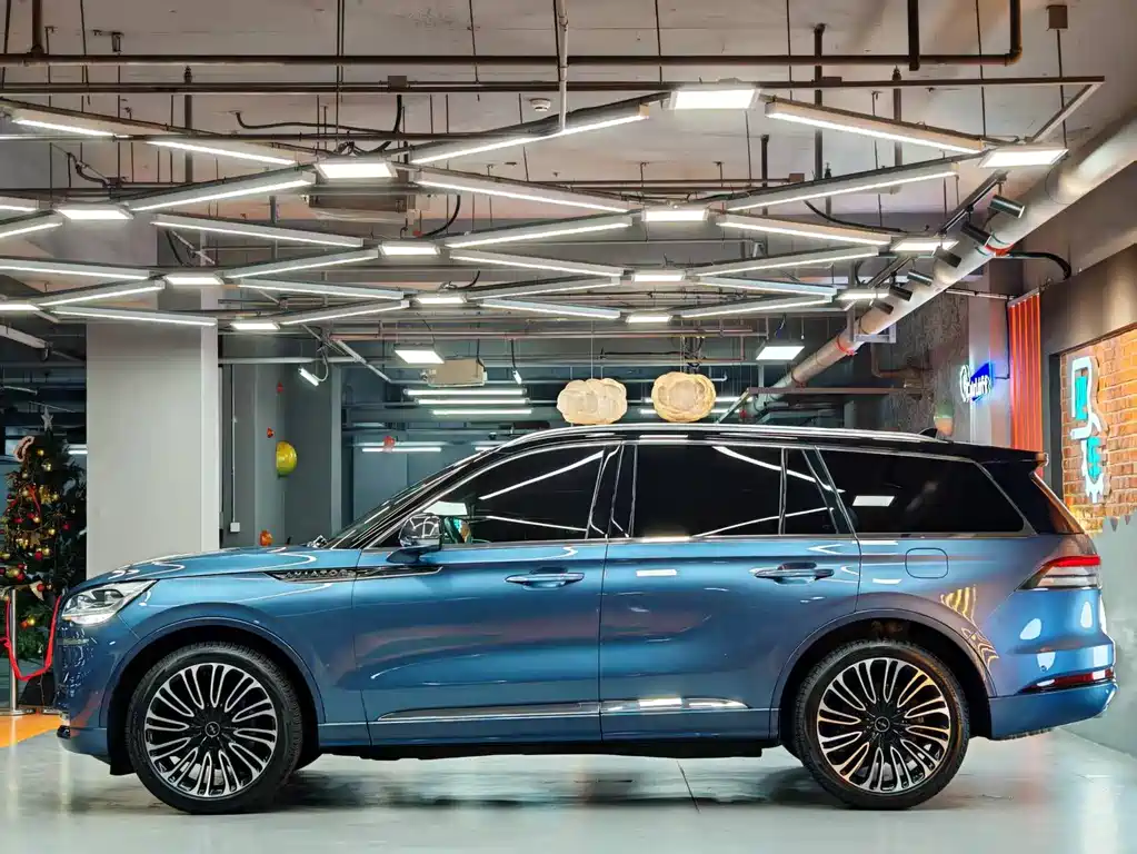 Lincoln Aviator 2020 — фото 5