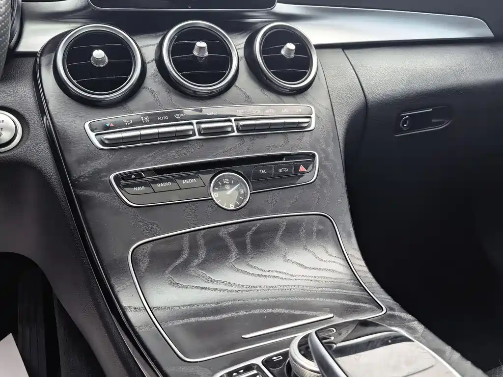 Mercedes-Benz C-Class 2017 — фото 6