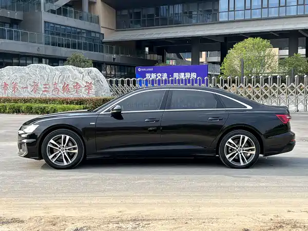 Audi A6L 2021