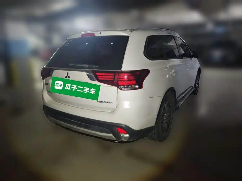 Mitsubishi Outlander 2017