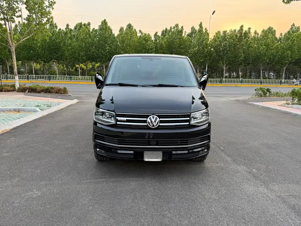 Volkswagen Multivan 2020 — фото 2